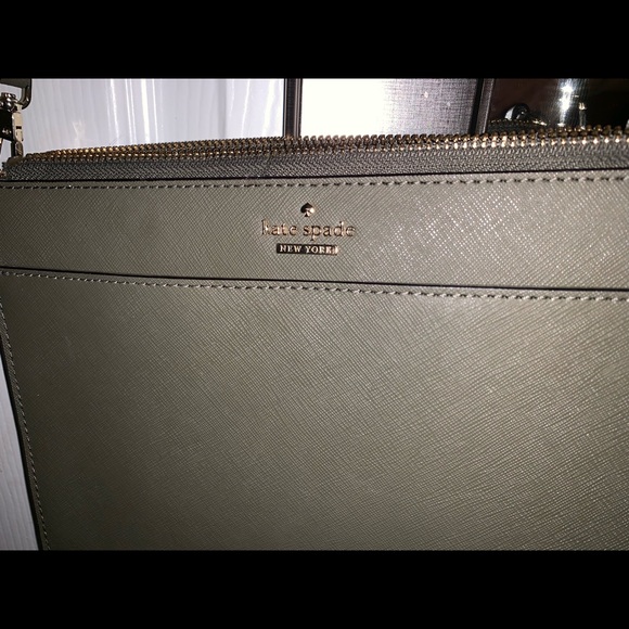 Kate Spade Cameron Street Clarise crossbody. - Picture 2 of 3